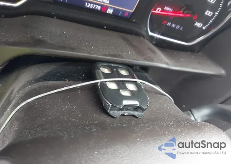 2019 Chevrolet Silverado 1500 Lt from USA, damaged, VIN 1GCUYDED4KZ145795